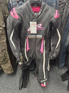 Size EU 40 Black Pink with Cotter Logo Sarah Logo can be removed easy